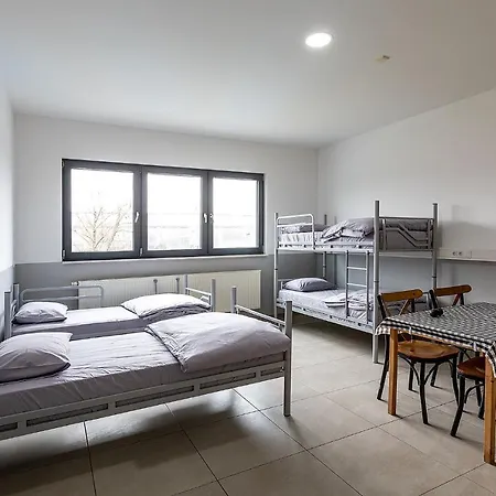 Boardinghouse Kayser Guenstige Monteursunterkunft, Monteurwohnung In Bei Frankfurt Am Main Und Aschaffenburg, Kostenfreie Parkplaetze! * Hanau